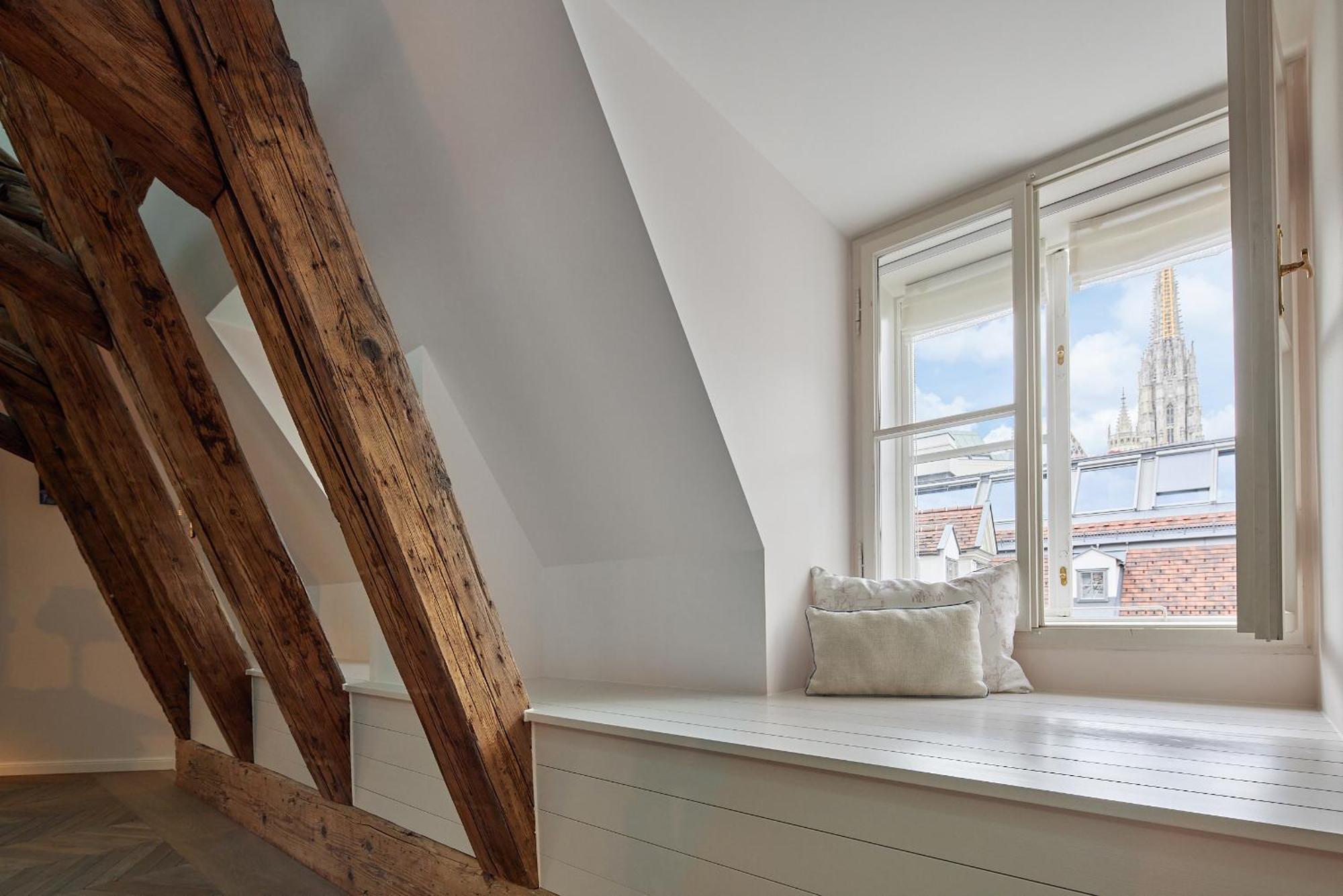 The Leo Grand Hotel Vienna Exterior photo A room in the attic of a house