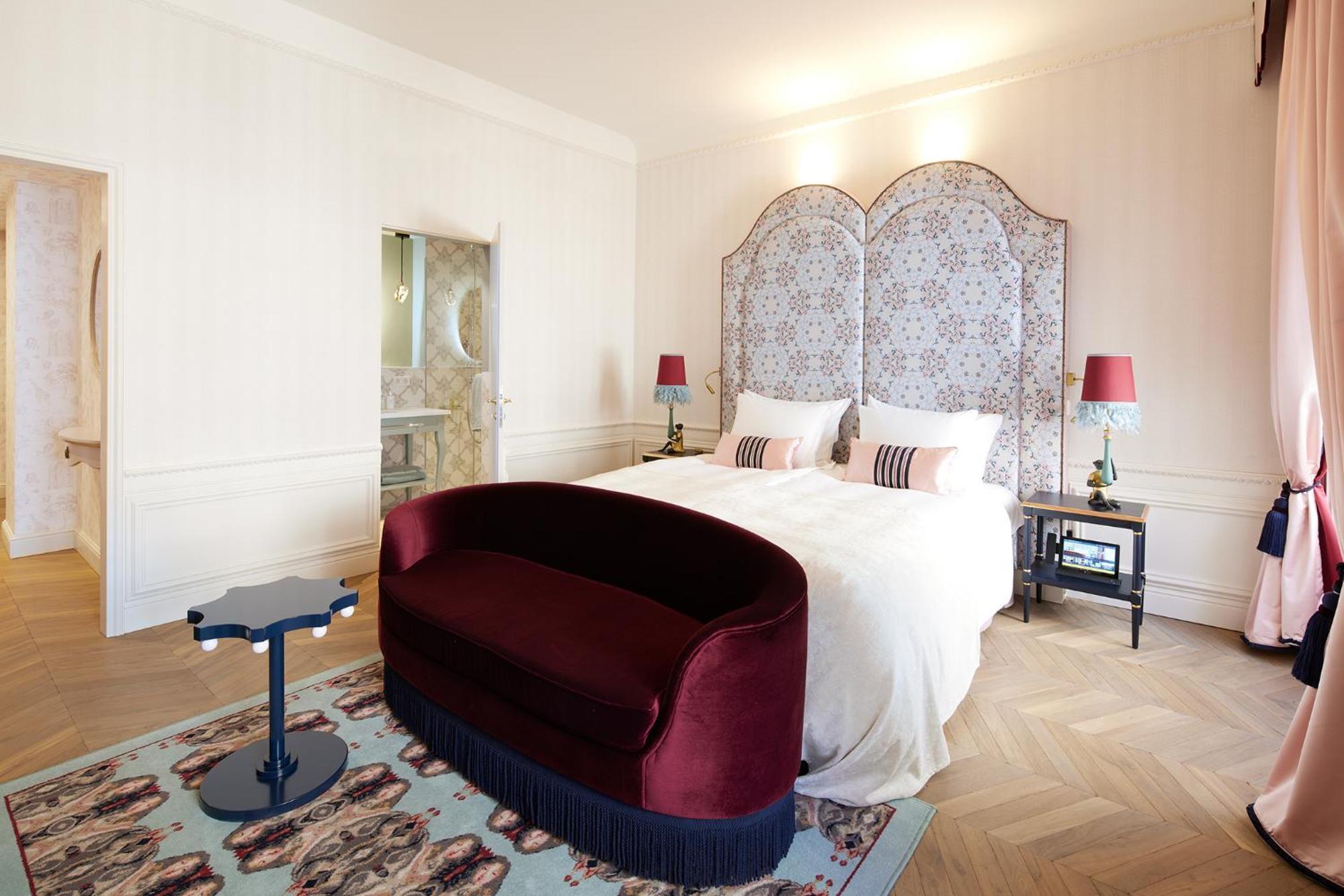 The Leo Grand Hotel Vienna Exterior photo A bedroom at the hotel
